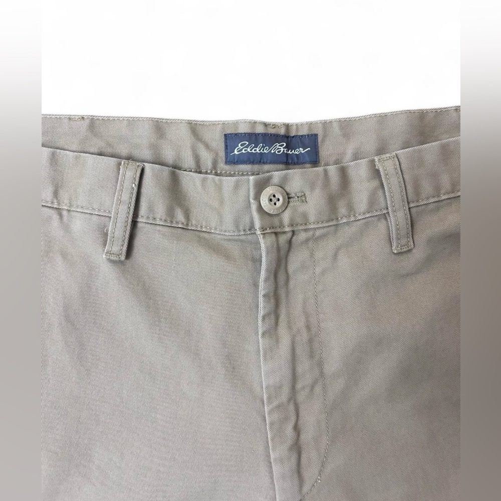 Eddie Bauer Men’s 38x30 Khaki Chino Pants - Picture 4 of 7